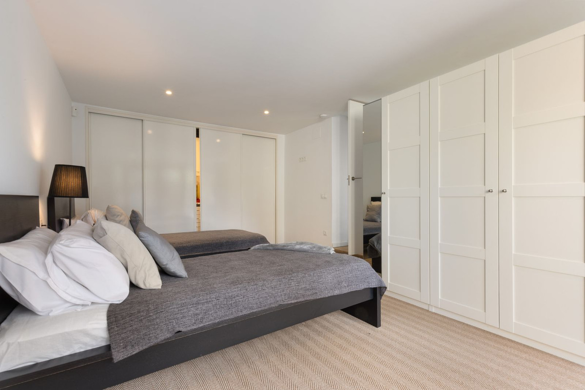 3d77018ca46a53c1983a087930e4f56d - 61