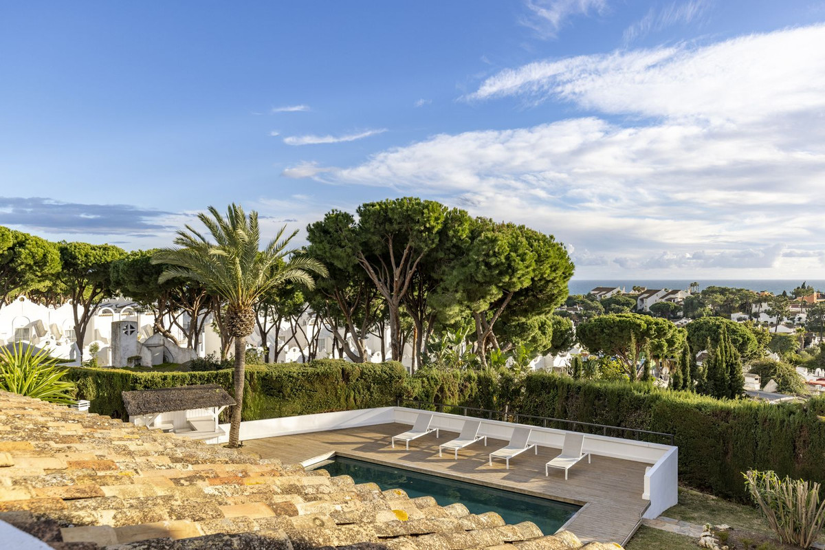 3d77018ca46a53c1983a087930e4f56d - 74