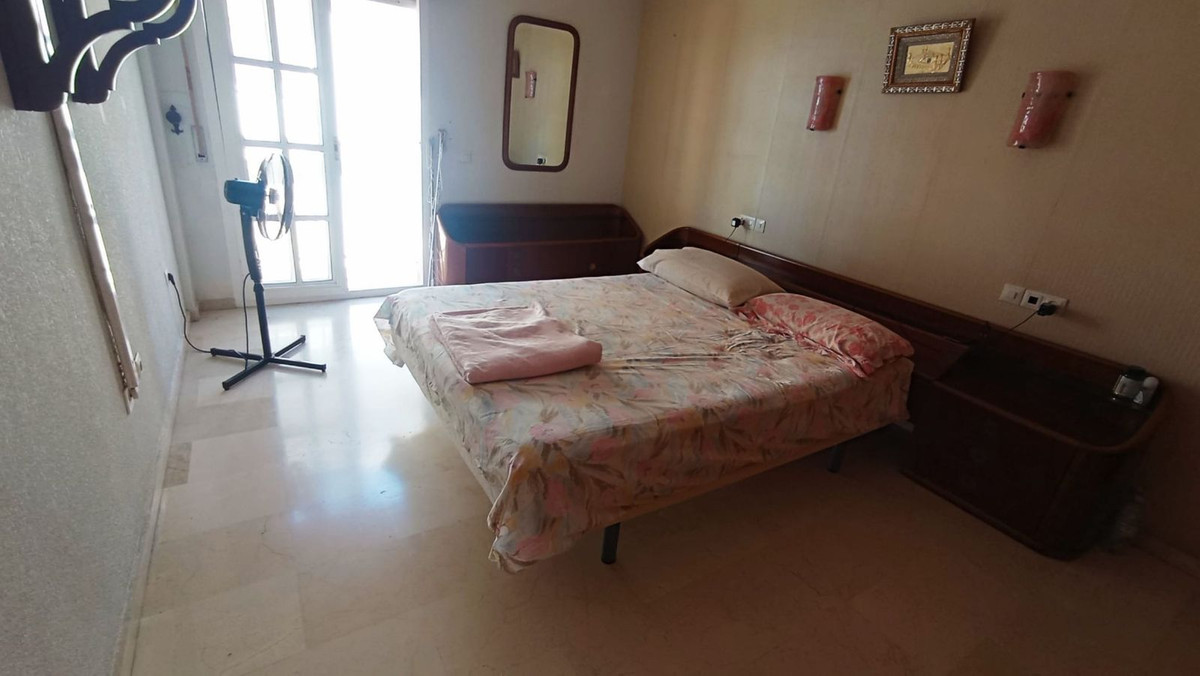 3dcf03c121210ee5e303f4188e2e9c73 - 21