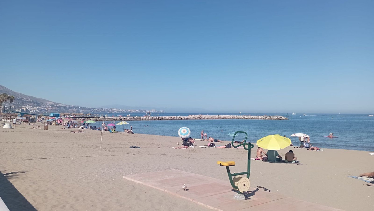 3dcf03c121210ee5e303f4188e2e9c73 - 23