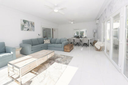 3e03b1a4c33ff477bbf69f92e430906e - 21