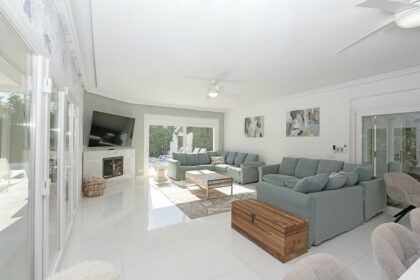 3e03b1a4c33ff477bbf69f92e430906e - 22