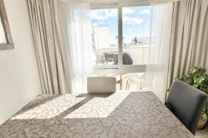 3e88c3ec18fa8fd982d4717f646811bd - 14