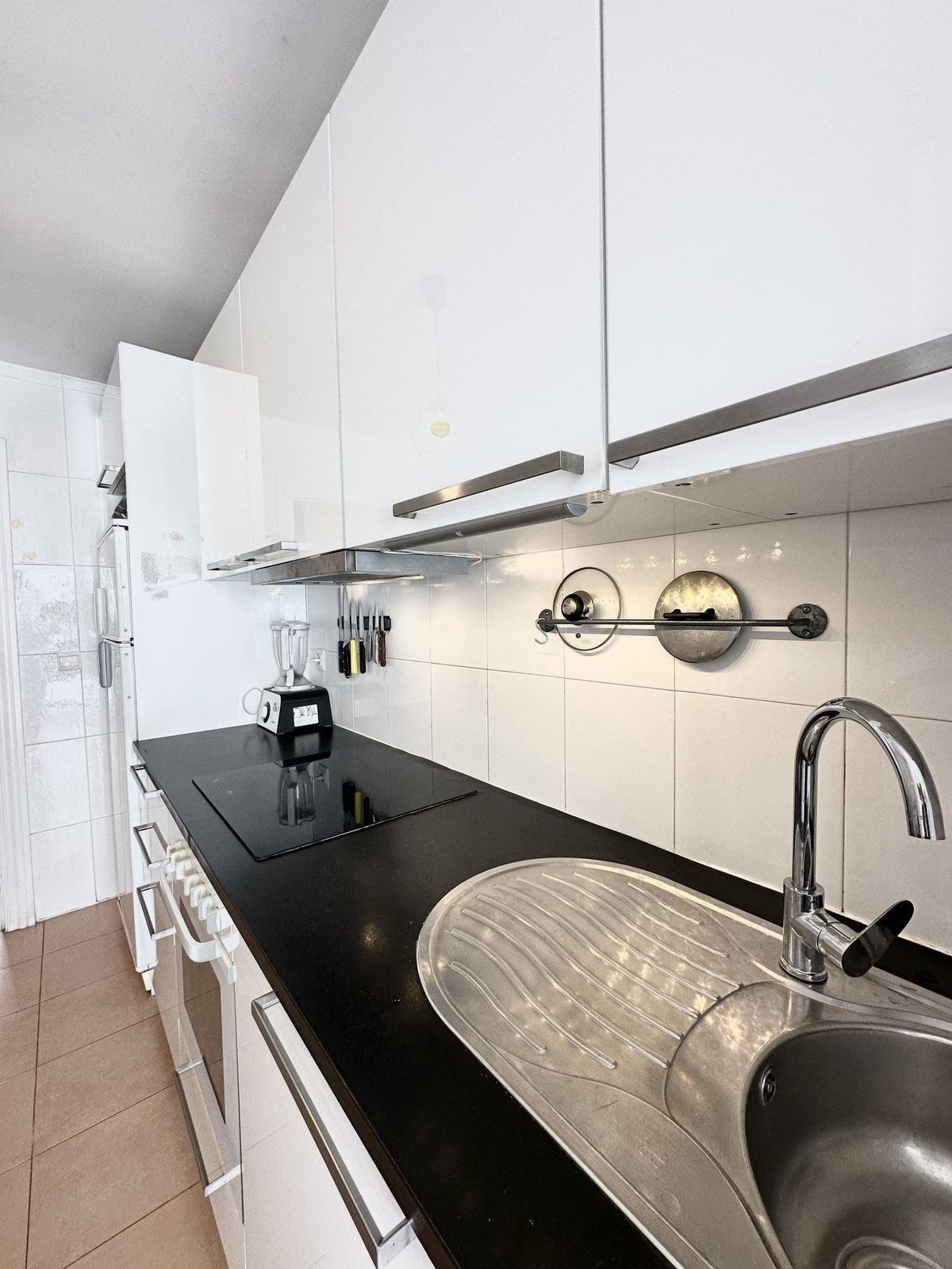 3e88c3ec18fa8fd982d4717f646811bd - 16