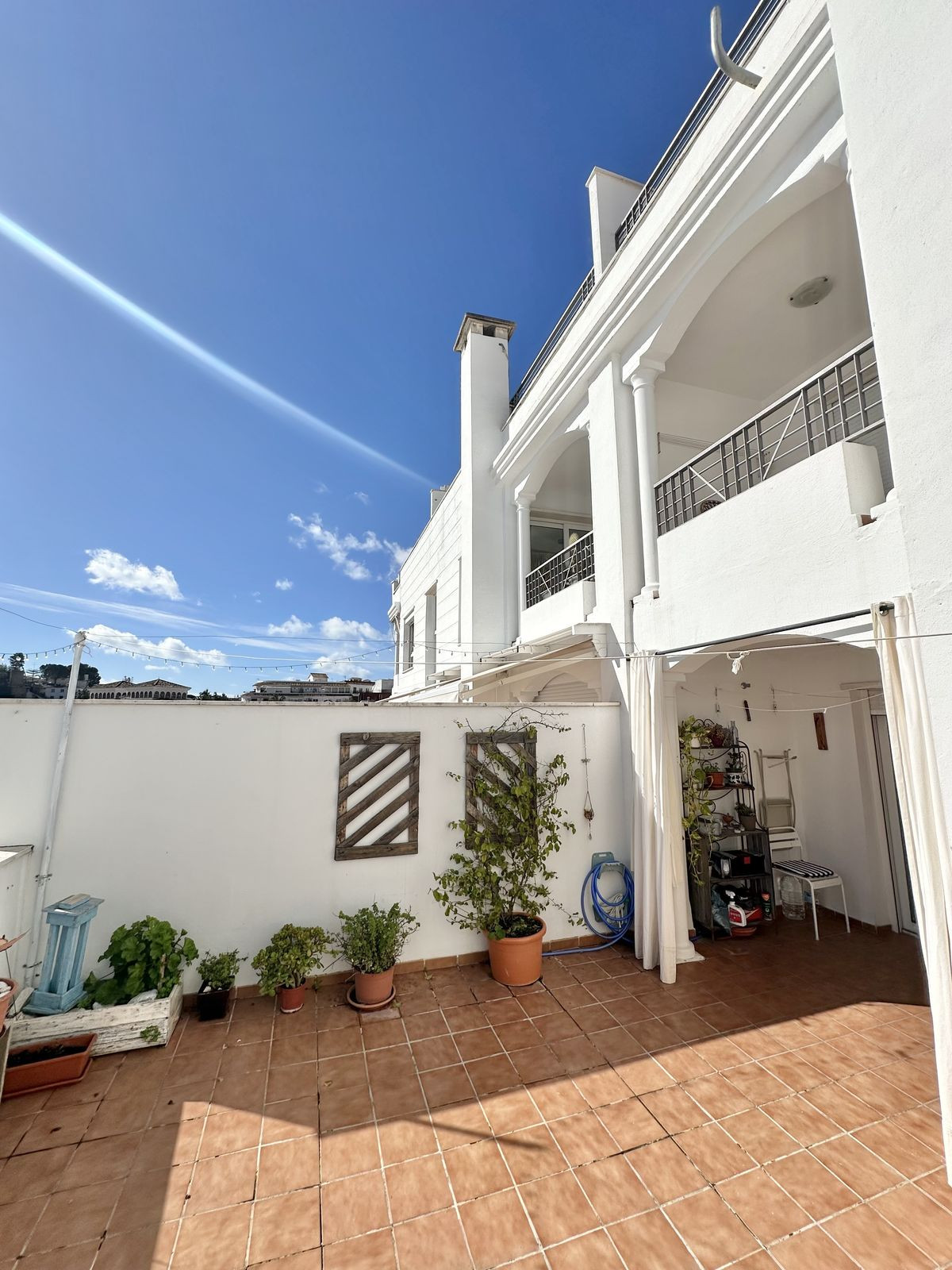 3e88c3ec18fa8fd982d4717f646811bd - 4