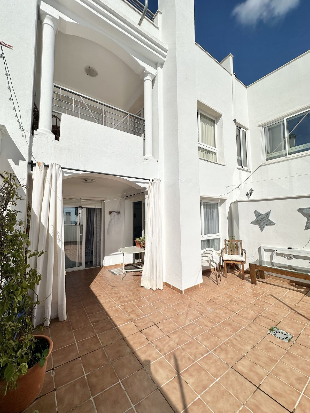 3e88c3ec18fa8fd982d4717f646811bd - 8