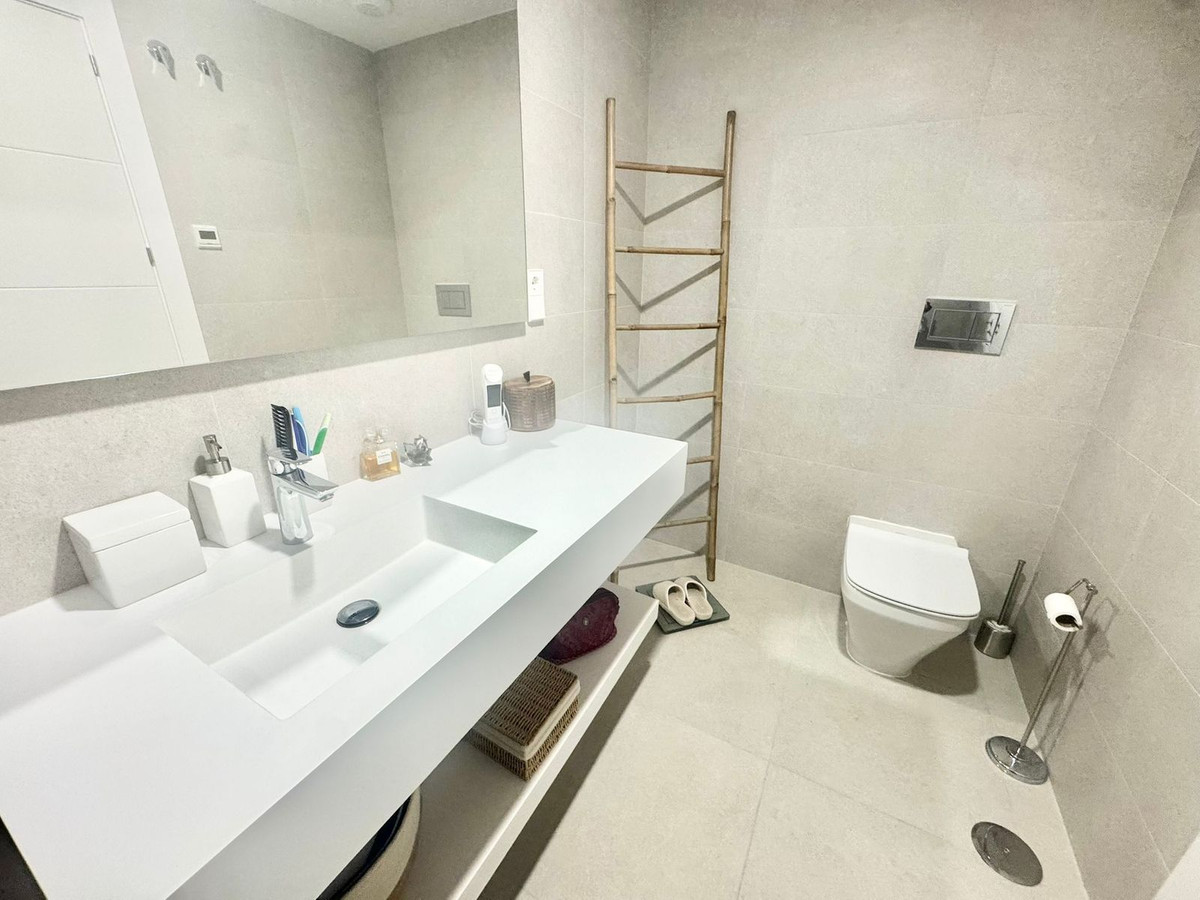 4007714d0fe01f2a6662214096a3b5dd - 15