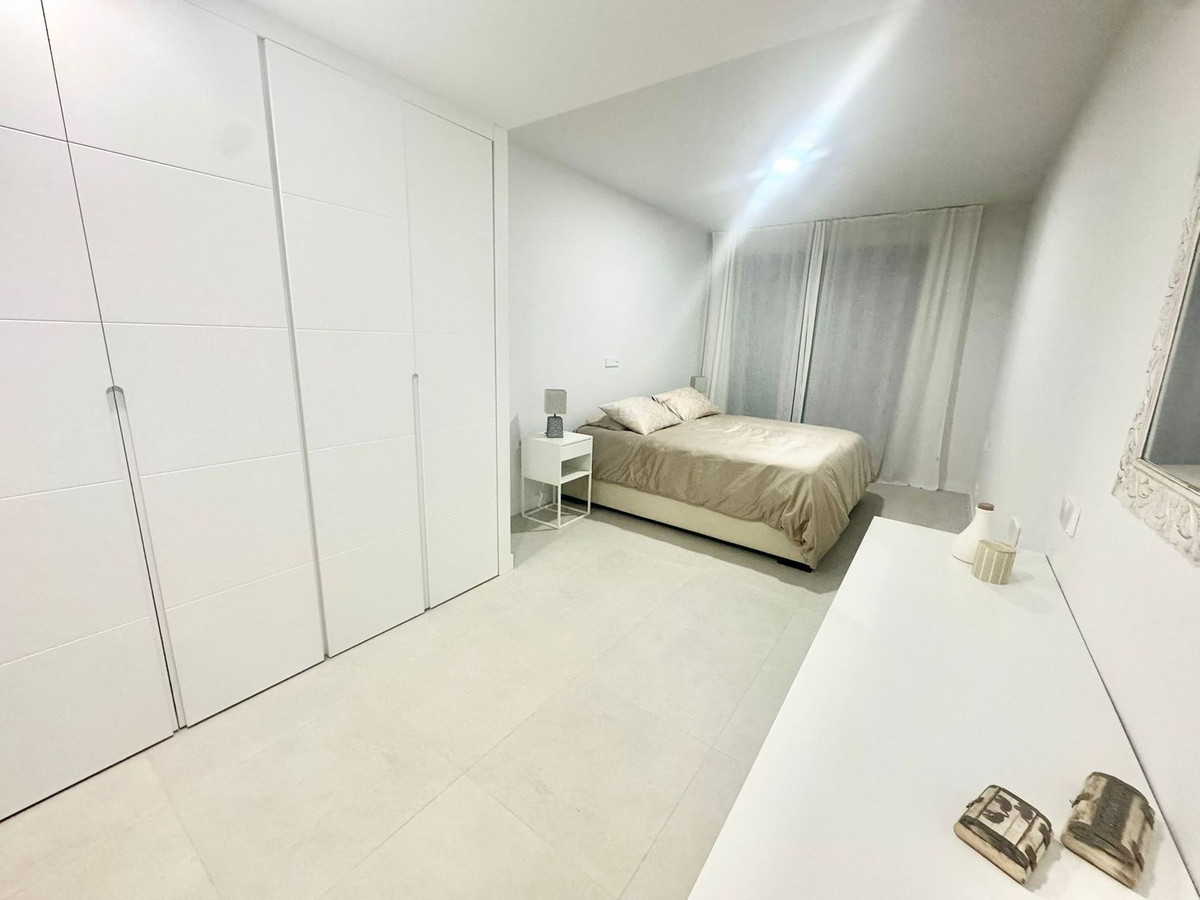 4007714d0fe01f2a6662214096a3b5dd - 17