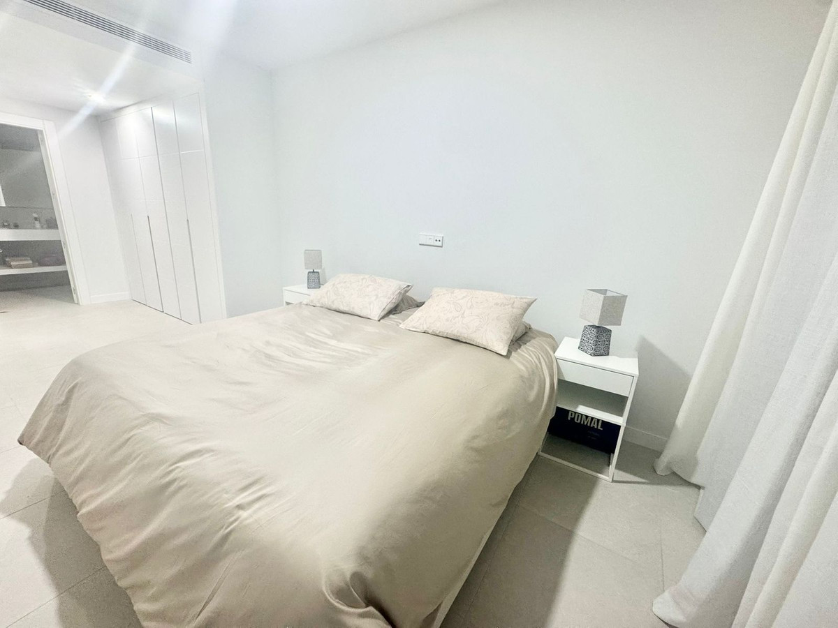 4007714d0fe01f2a6662214096a3b5dd - 9