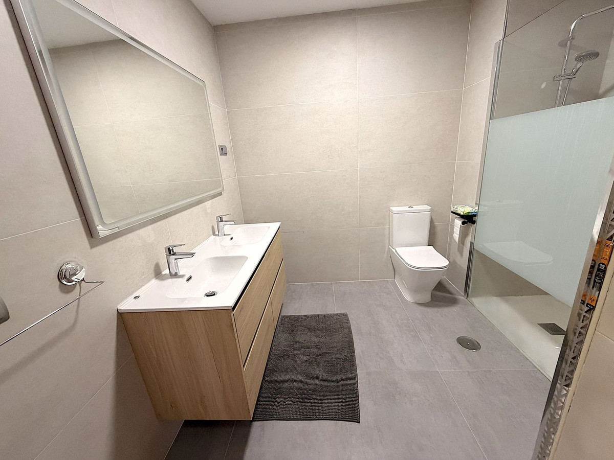 40a72fe48f85bac42993e9c90060aeb6 - 13