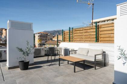 40c29409aa22a9c6de4f4e9341b8af1a - 21