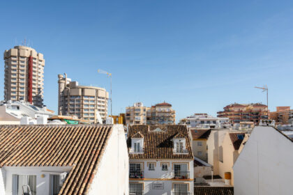 40c29409aa22a9c6de4f4e9341b8af1a - 26