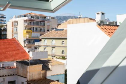 40c29409aa22a9c6de4f4e9341b8af1a - 5