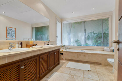 417fb87e8d59c0fe42b7d62555879e7f - 20