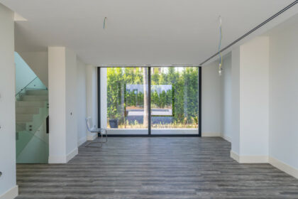 423baa26e4c0dabd4998352d7d3f4262 - 14