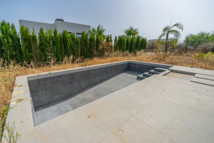 423baa26e4c0dabd4998352d7d3f4262 - 23