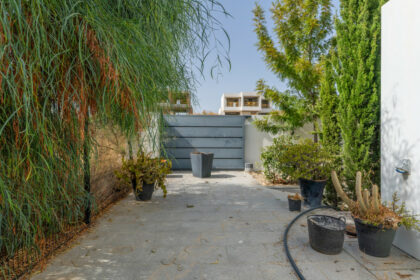 423baa26e4c0dabd4998352d7d3f4262 - 7