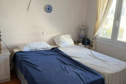 42447ab117772459bd7e0cdf54d48e48 - 12