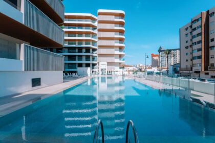 42508dfbaa6e4cb64b3af66213d4f425 - 30