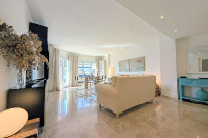 427b3d5876b9ac1f67b13215f300f8d4 - 11