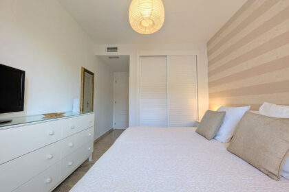 427b3d5876b9ac1f67b13215f300f8d4 - 19