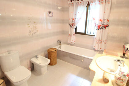 4288863a76c770f95cd6af692a36ba17 - 10