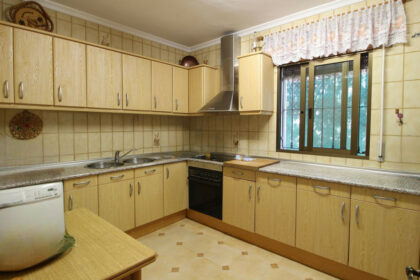 4288863a76c770f95cd6af692a36ba17 - 7