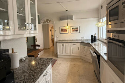 43ebc59ec2809e7338d1f7df23eddb9f - 12