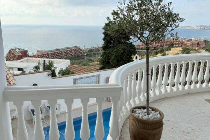 43ebc59ec2809e7338d1f7df23eddb9f - 16