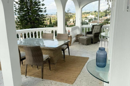 43ebc59ec2809e7338d1f7df23eddb9f - 17