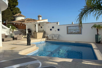 43ebc59ec2809e7338d1f7df23eddb9f - 19