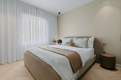 44ac307c3b8489b44a9eb623597b24ec - 15