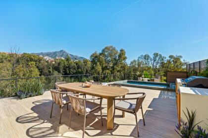 44ac307c3b8489b44a9eb623597b24ec - 23