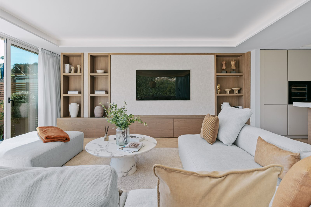 44ac307c3b8489b44a9eb623597b24ec - 8