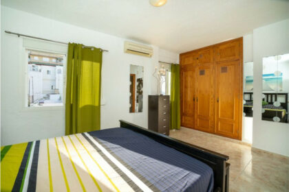 451b0f3bb0d4092018fc275b69c69ca0 - 16