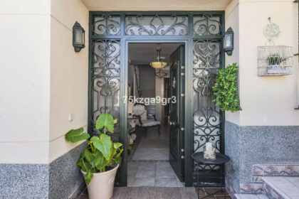 46b068725de5e8a20c2c111b24e8b8d6 - 23