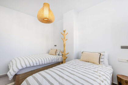 47b163cbdc3dde0df1f71b3690590d88 - 26