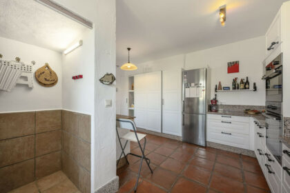 495977564ac3dfe43e5c4ba7ec4c70de - 23