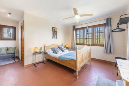 495977564ac3dfe43e5c4ba7ec4c70de - 35