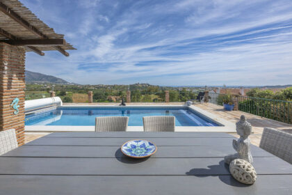 495977564ac3dfe43e5c4ba7ec4c70de - 49