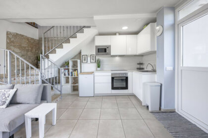 495977564ac3dfe43e5c4ba7ec4c70de - 53