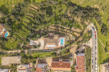 495977564ac3dfe43e5c4ba7ec4c70de - 85