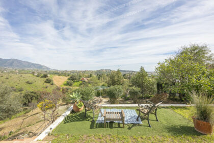 495977564ac3dfe43e5c4ba7ec4c70de - 98