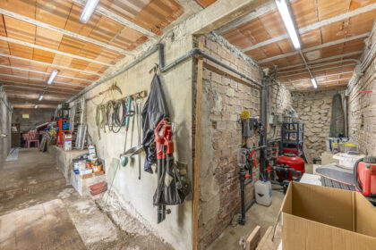 495977564ac3dfe43e5c4ba7ec4c70de - 99