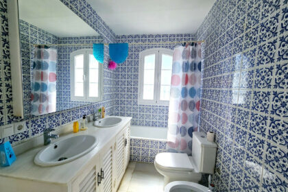 4abd3bd593e14dba48becb9956e51e24 - 16