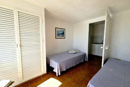 4abd3bd593e14dba48becb9956e51e24 - 26