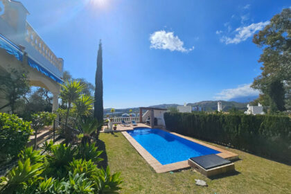 4abd3bd593e14dba48becb9956e51e24 - 3