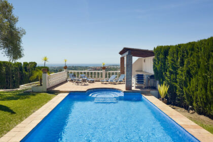 4abd3bd593e14dba48becb9956e51e24 - 6