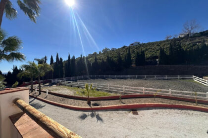 4c01d7bd4b7d2d50de4a06c16a84fcc7 - 1