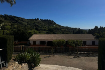 4c01d7bd4b7d2d50de4a06c16a84fcc7 - 4